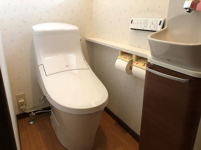 トイレ交換と一緒にバリアフリー！